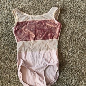 LuckyLeo Dancewear size Medium